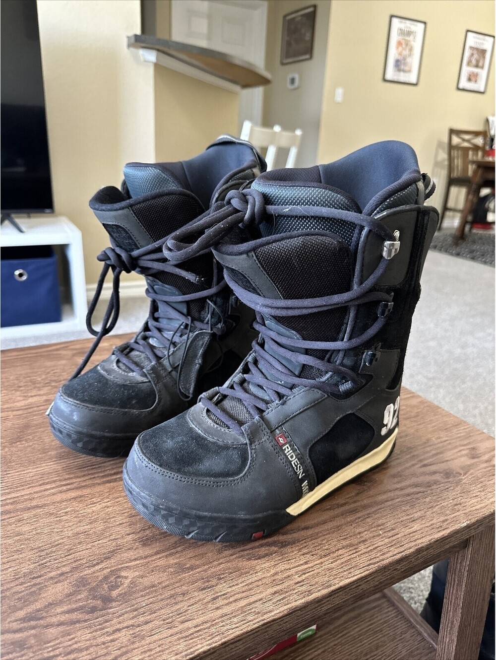 RIDE ANTHEM SNOWBOARD BOOTS MENS SIZE 8.5 Black
